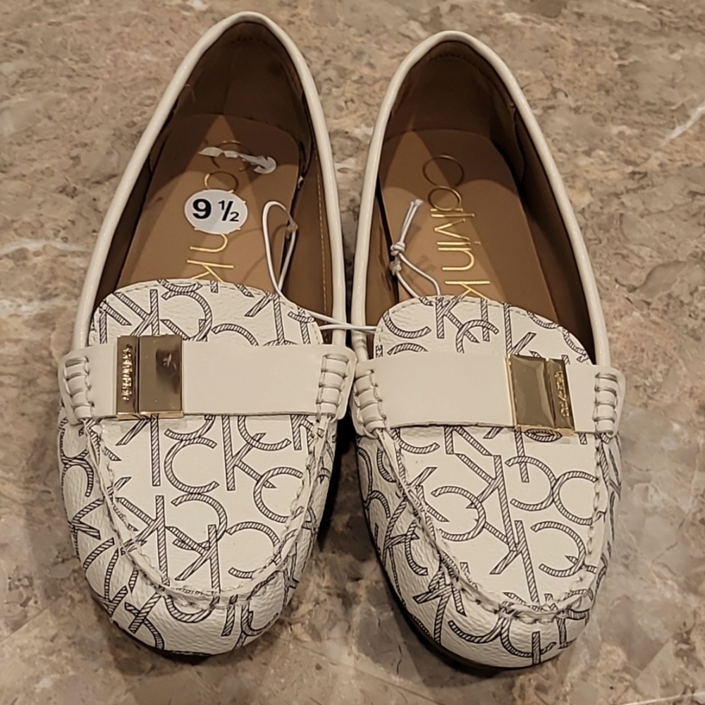 Calvin Klein Flats Size 9.5